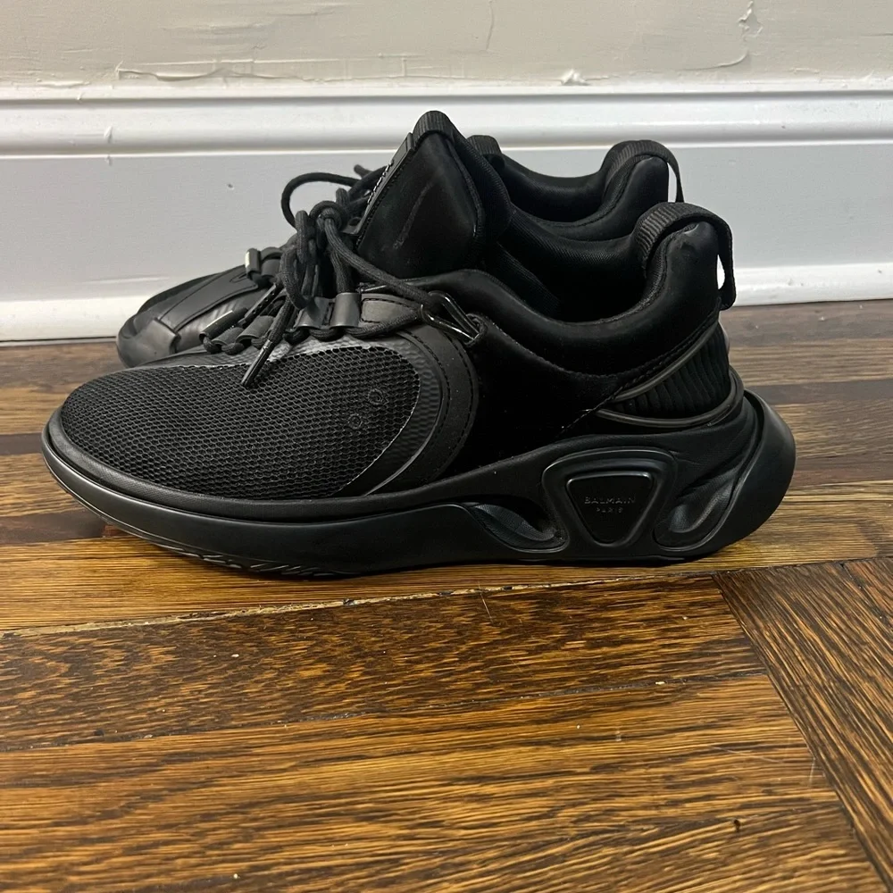 Balmain Runners - Picture 1 of 5
